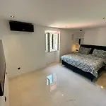 Madonna Luxury Penzion 3*