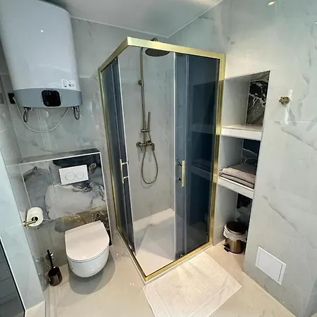 Pensión Madonna Luxury Split