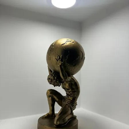 Madonna Luxury Πανσιόν